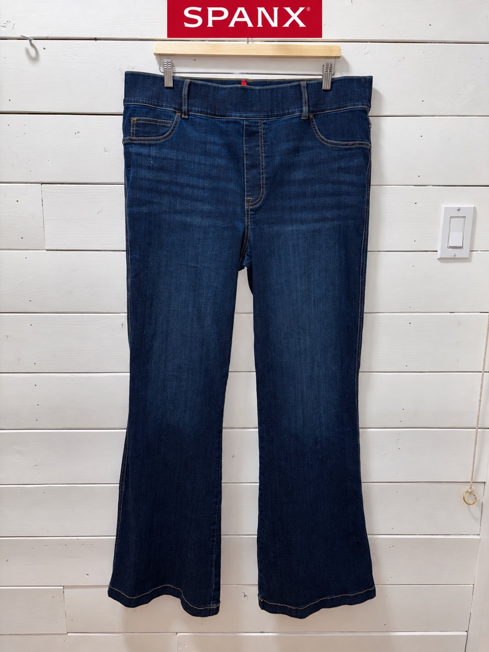 SPANX Pull-On Flare Jeans – Shaping Denim – Dark Wash – Size 2X